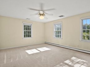 11 Country Way, Shrewsbury MA 01545