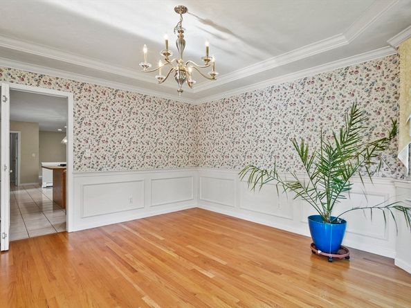 11 Country Way, Shrewsbury MA 01545
