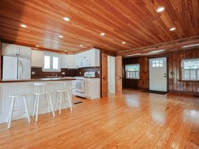 18 Lakeshore Drive, Hopkinton MA 01748