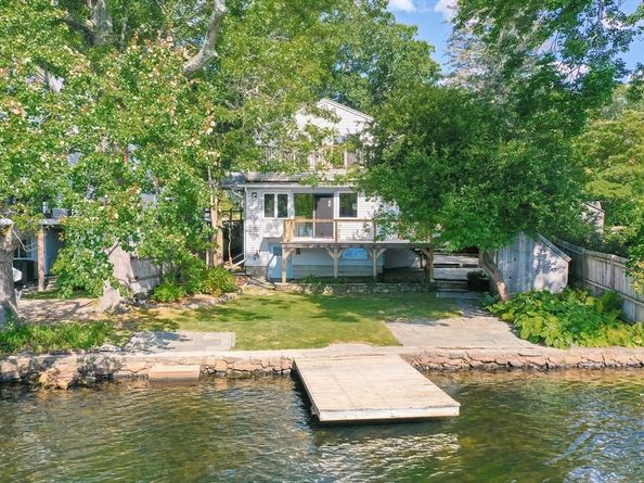 18 Lakeshore Drive, Hopkinton MA 01748