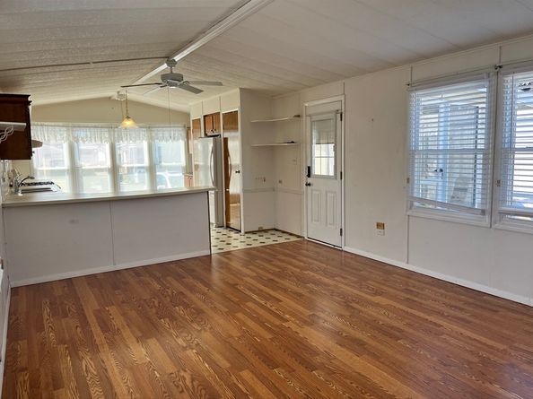 4 Joseph St, Wareham MA 02538