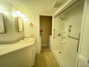 4 Joseph St, Wareham MA 02538