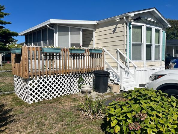 4 Joseph St, Wareham MA 02538