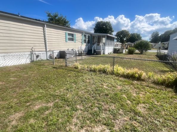 4 Joseph St, Wareham MA 02538