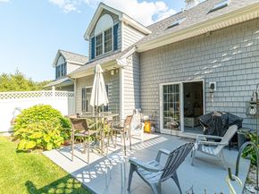6 Stonebury Way 6, Tewksbury MA 01876