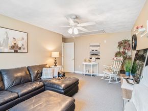 6 Stonebury Way 6, Tewksbury MA 01876