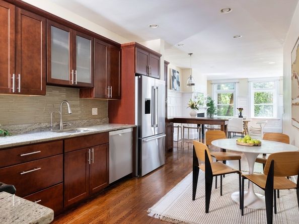 1898 Beacon 4, Brookline MA 02445
