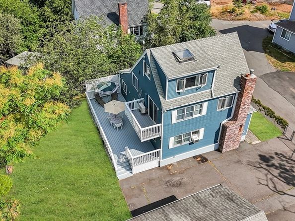 17 Elaine Avenue, Saugus MA 01906