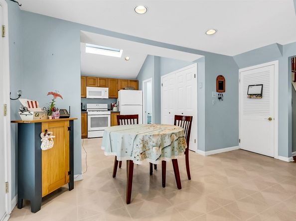 17 Elaine Avenue, Saugus MA 01906