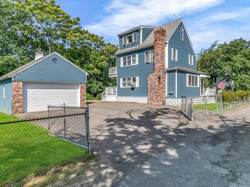 17 Elaine Avenue