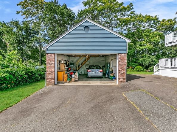 17 Elaine Avenue, Saugus MA 01906