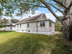4 Greenlawn, Grafton MA 01560