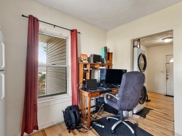 14 Jewetts Ct, Lynn MA 01902