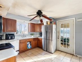 14 Jewetts Ct, Lynn MA 01902
