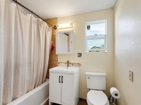 14 Jewetts Ct, Lynn MA 01902