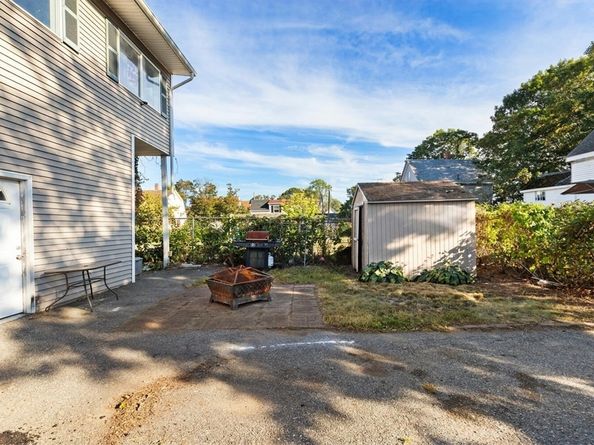 14 Jewetts Ct, Lynn MA 01902
