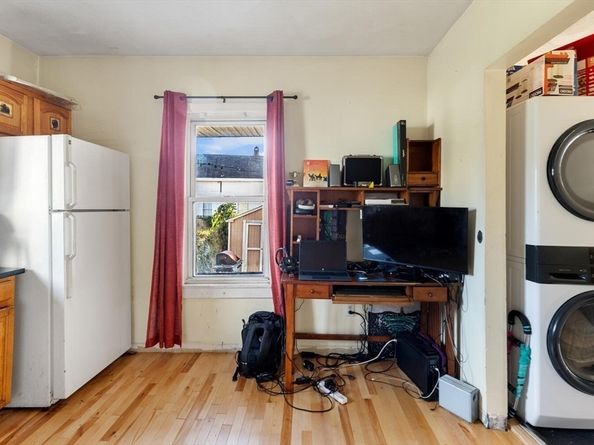 14 Jewetts Ct, Lynn MA 01902