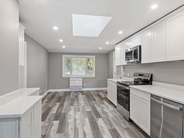 1220 Andover St, Tewksbury MA 01876