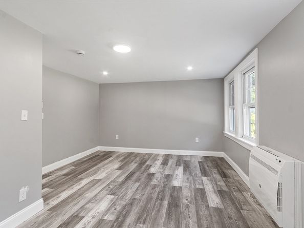 1220 Andover St, Tewksbury MA 01876