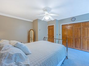 3 Flagg Dr, Leicester MA 01524