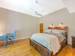 3 Flagg Dr, Leicester MA 01524