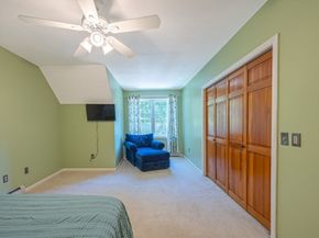 3 Flagg Dr, Leicester MA 01524