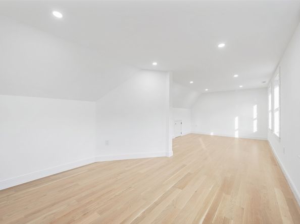 262 Park Ave, Revere MA 02151