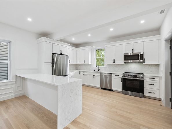 262 Park Ave, Revere MA 02151