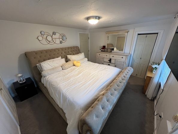 40 Chestnut St, Milford MA 01757