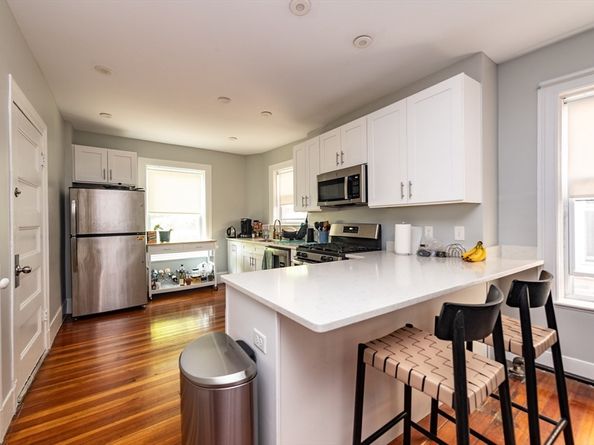 108-116 Winthrop Rd, Brookline MA 02445