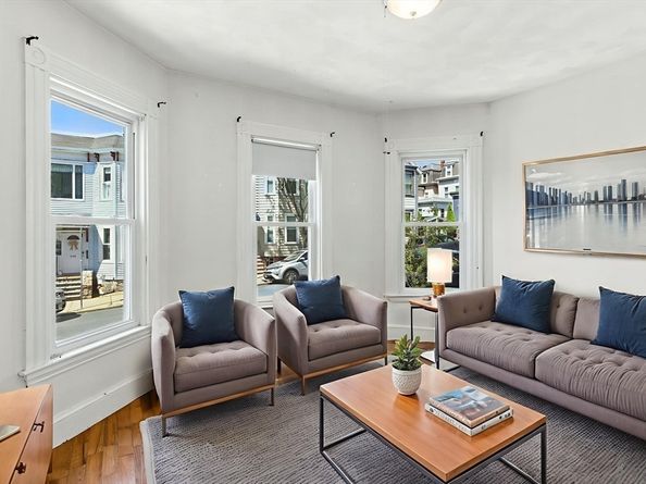 647 E 3rd St, Boston MA 02127
