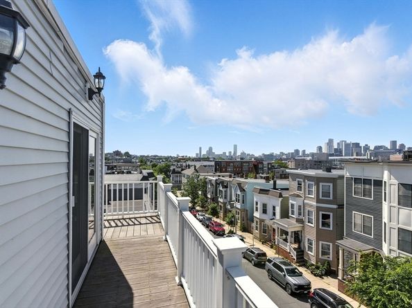 647 E 3rd St, Boston MA 02127