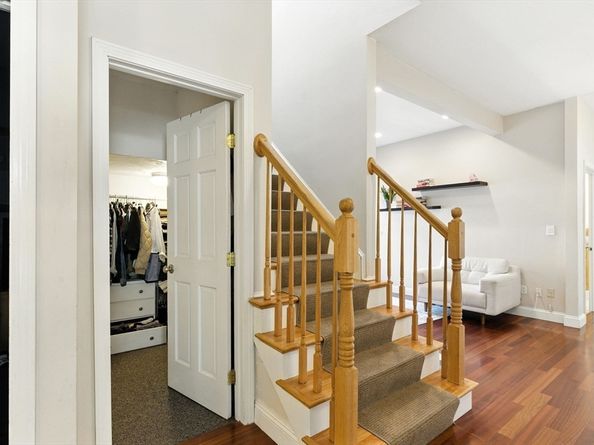 647 E 3rd St, Boston MA 02127