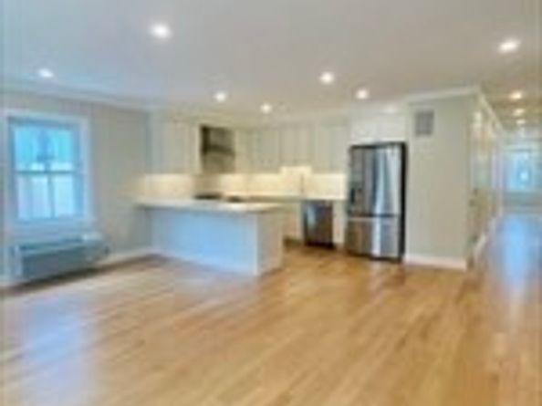 15 Yuill Circle 2, Boston MA 02136