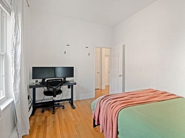 249 Roxbury St 1, Boston MA 02119