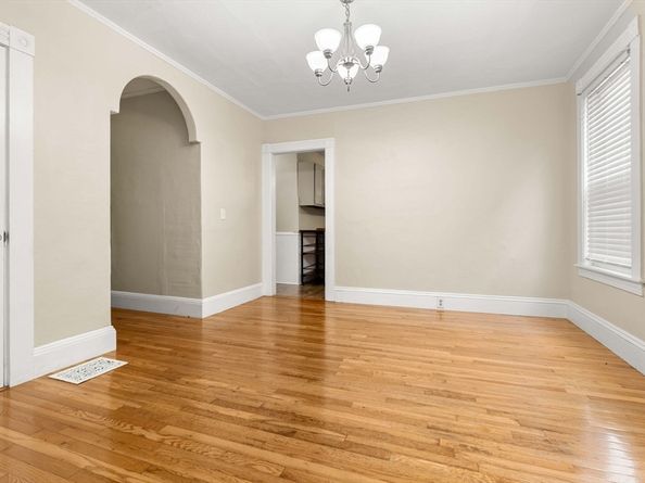 144 North St, Salem MA 01970