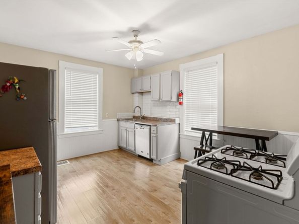 144 North St, Salem MA 01970