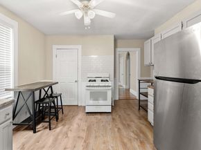 144 North St, Salem MA 01970