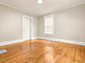 144 North St, Salem MA 01970