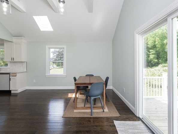 398 Plymouth St, Bridgewater MA 02324