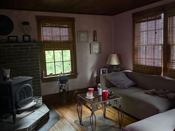 203 Brooks Ave, Templeton MA 01468