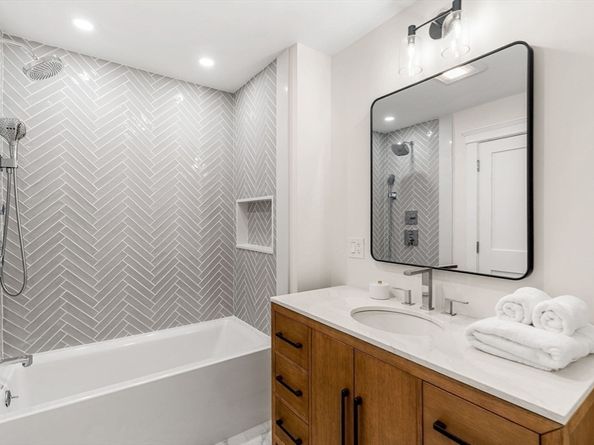 20 Wheeler Ln, Natick MA 01760