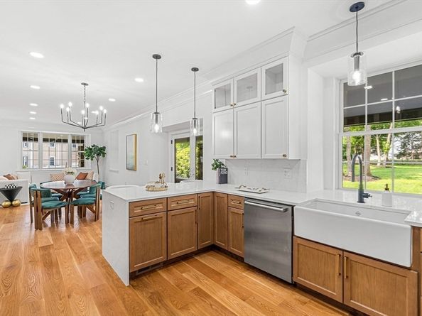 20 Wheeler Ln, Natick MA 01760