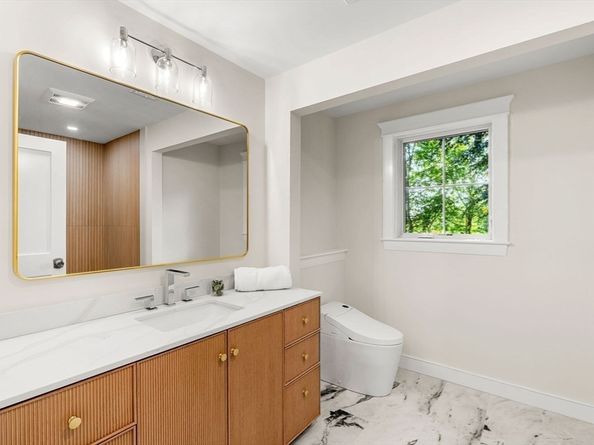 20 Wheeler Ln, Natick MA 01760
