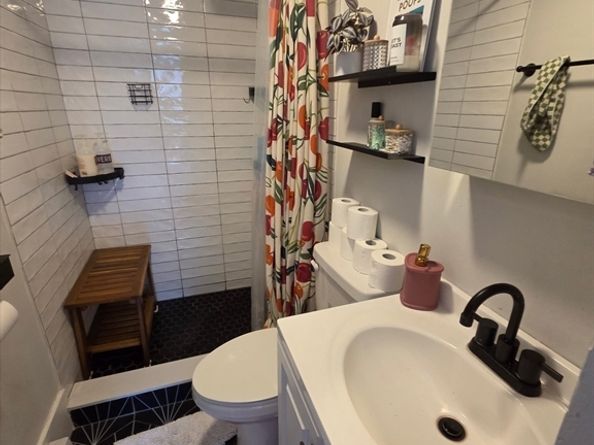 152 Salem St, Boston MA 02113