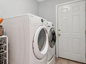 10 Crane Cir, Shrewsbury MA 01545
