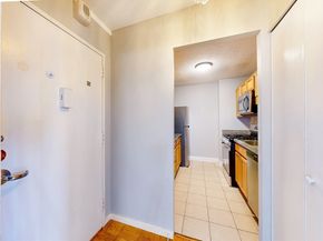 77 Pond Avenue 1207, Brookline MA 02445