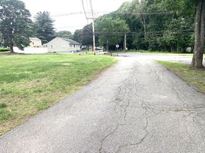 110 River St, Hudson MA 01749