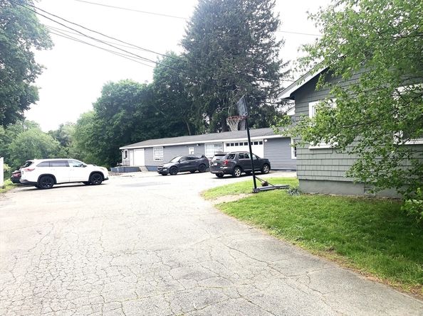 110 River St, Hudson MA 01749