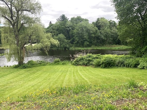 110 River St, Hudson MA 01749